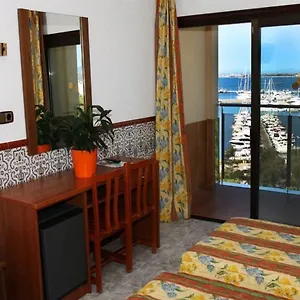 *** Hotel Univers Spain